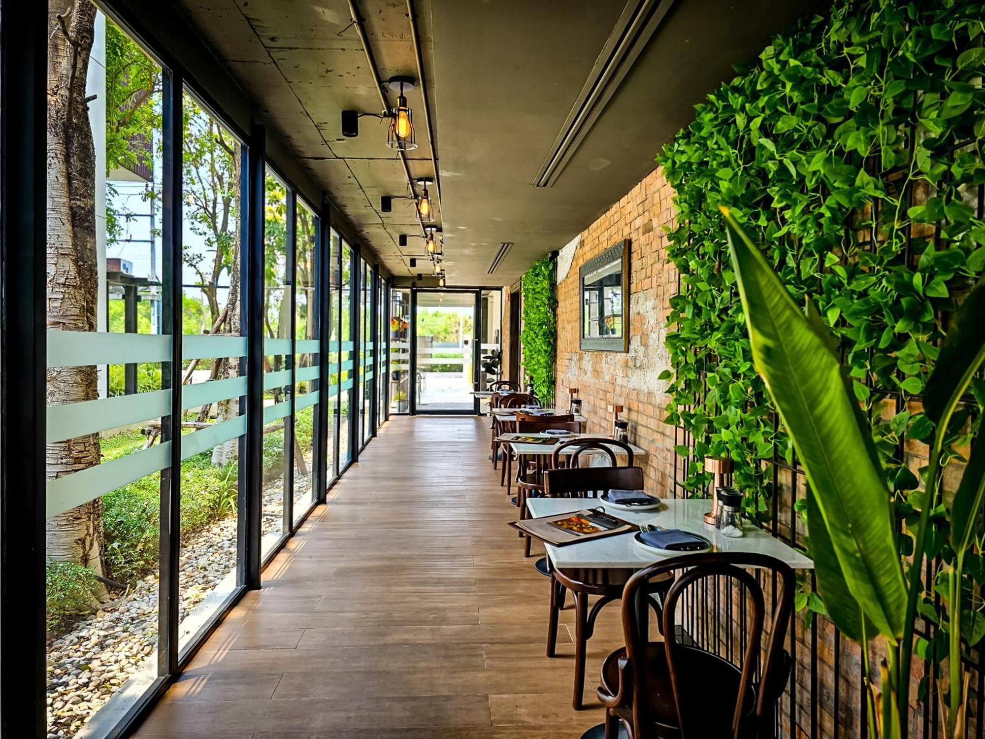 The Idle Hotel And Residence Ban Lam Rua Taek Exterior photo